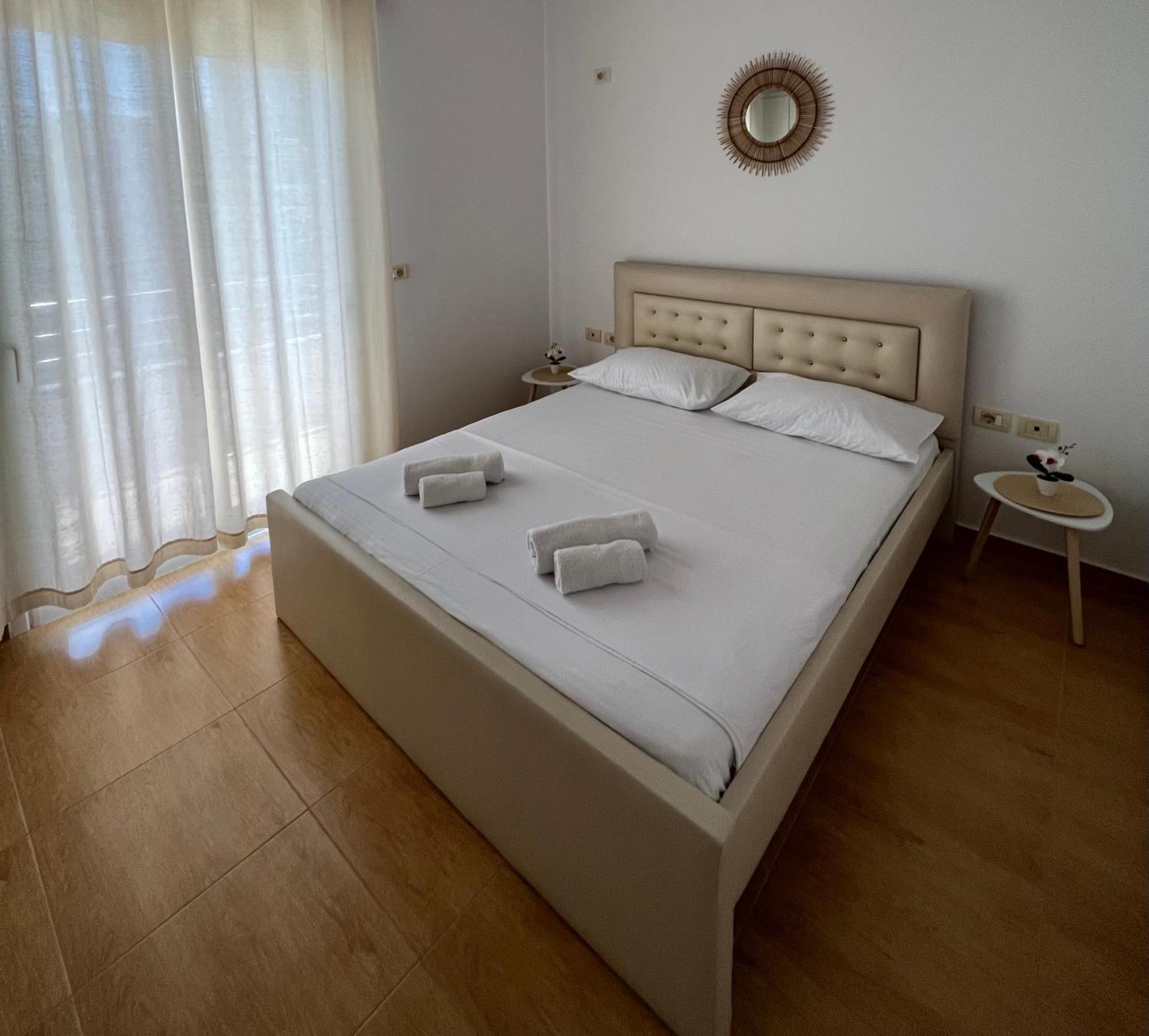 Apartments Sadiku With Sea View Saranda Dış mekan fotoğraf