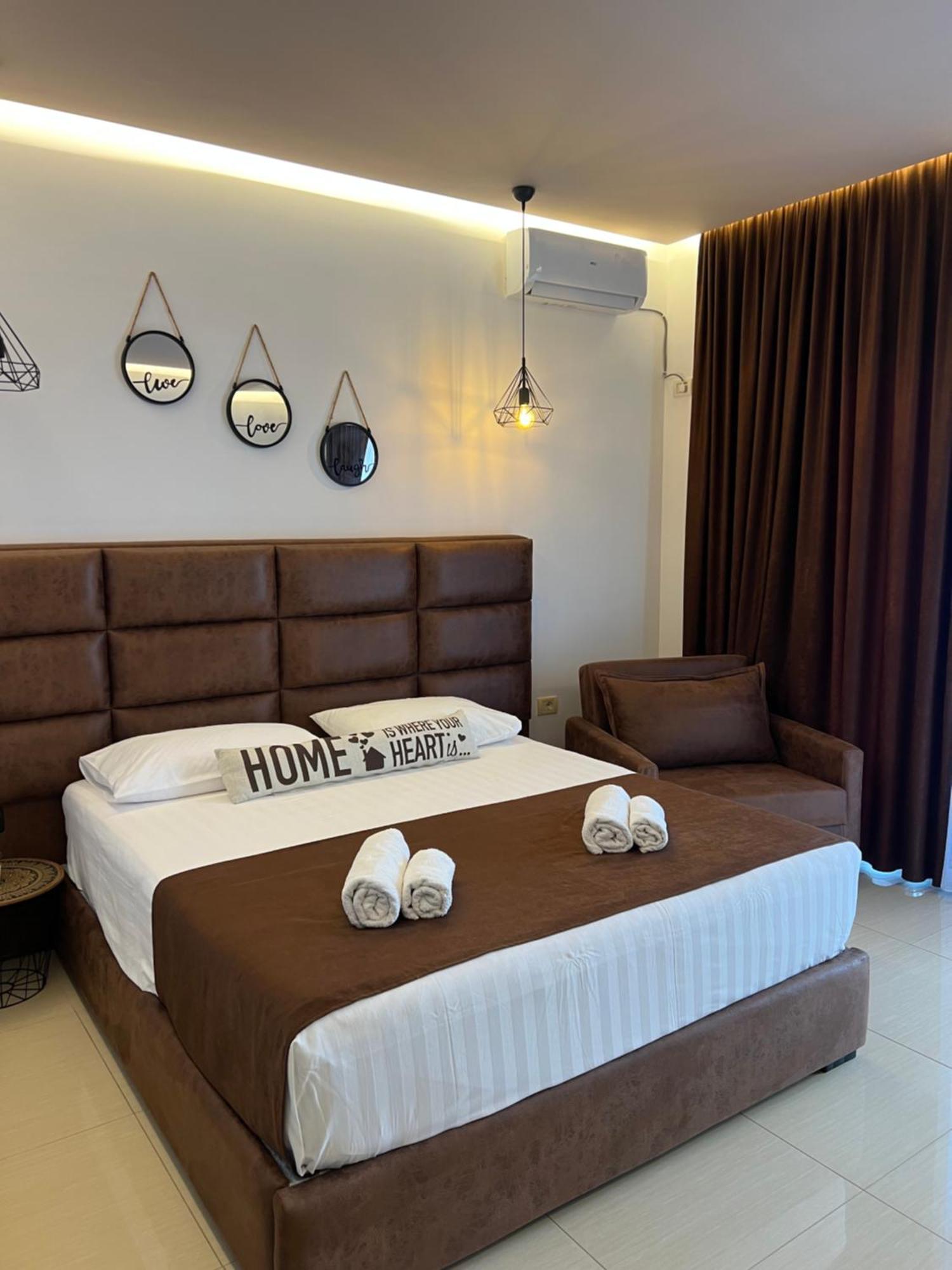 Apartments Sadiku With Sea View Saranda Dış mekan fotoğraf